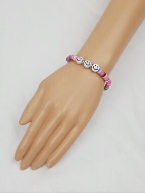 3 FOR $15 🧡 Handmade Clay Bead Multi Color Smiley Face  Bracelet
